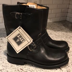 New!! Frye Veronica Black Boots, size 9 mid-calf.
